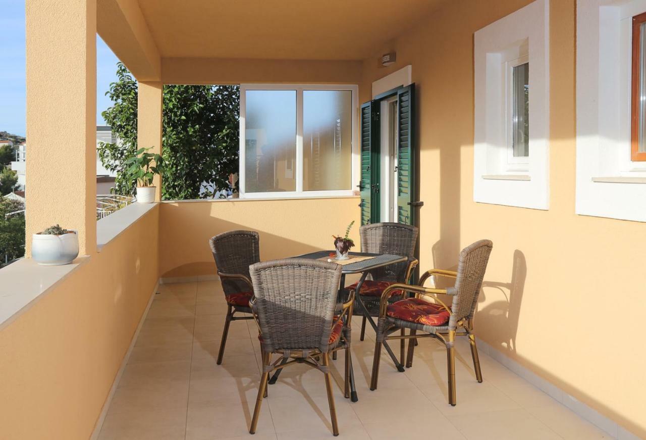 Apartman Zara Razanj Ngoại thất bức ảnh